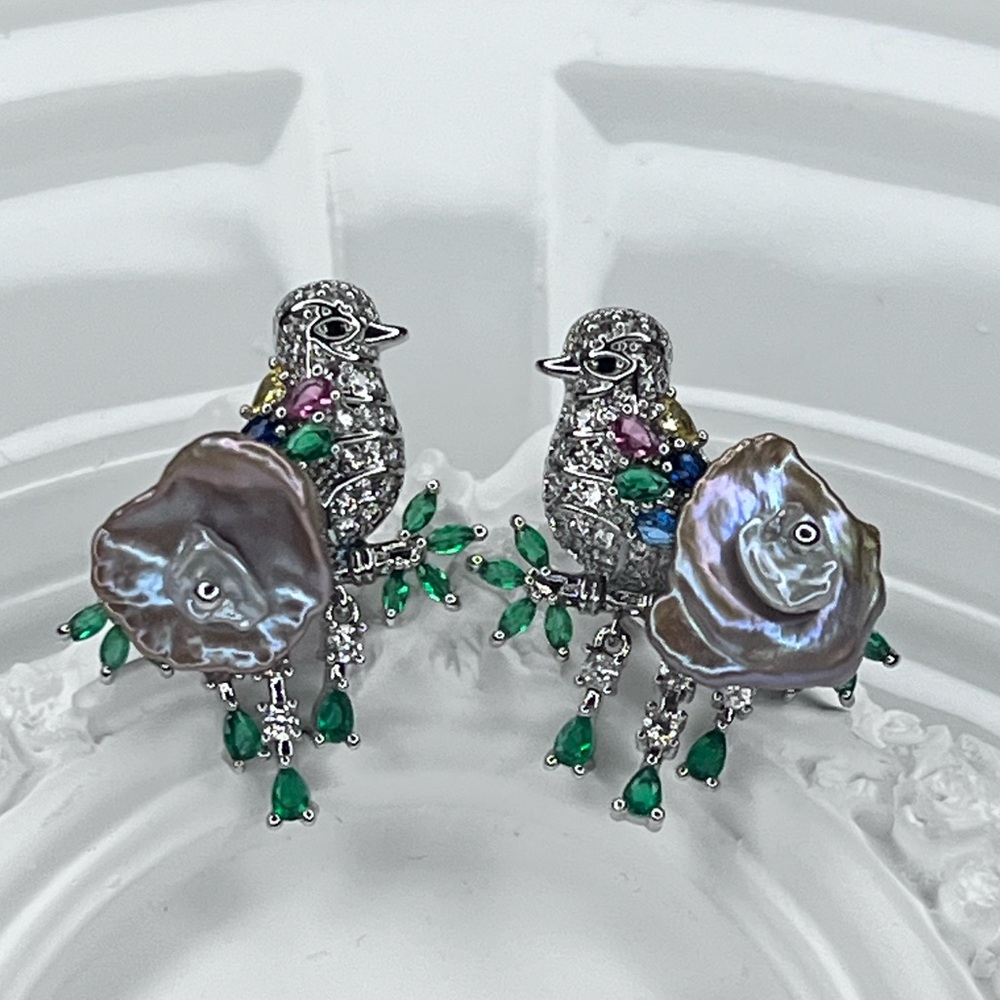 🔥🔥 Handmade Freshwater Keshi Pearl High Quality Crystal Earrings S925 SS Posts